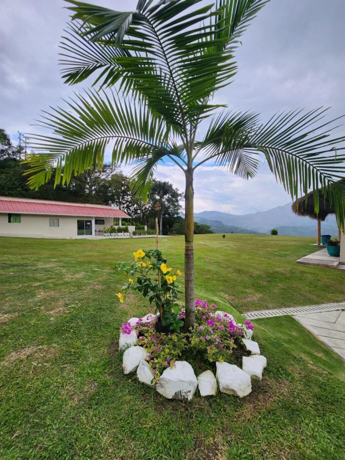 Villeta Casa De Campo Caracoli Spa Eksteriør bilde